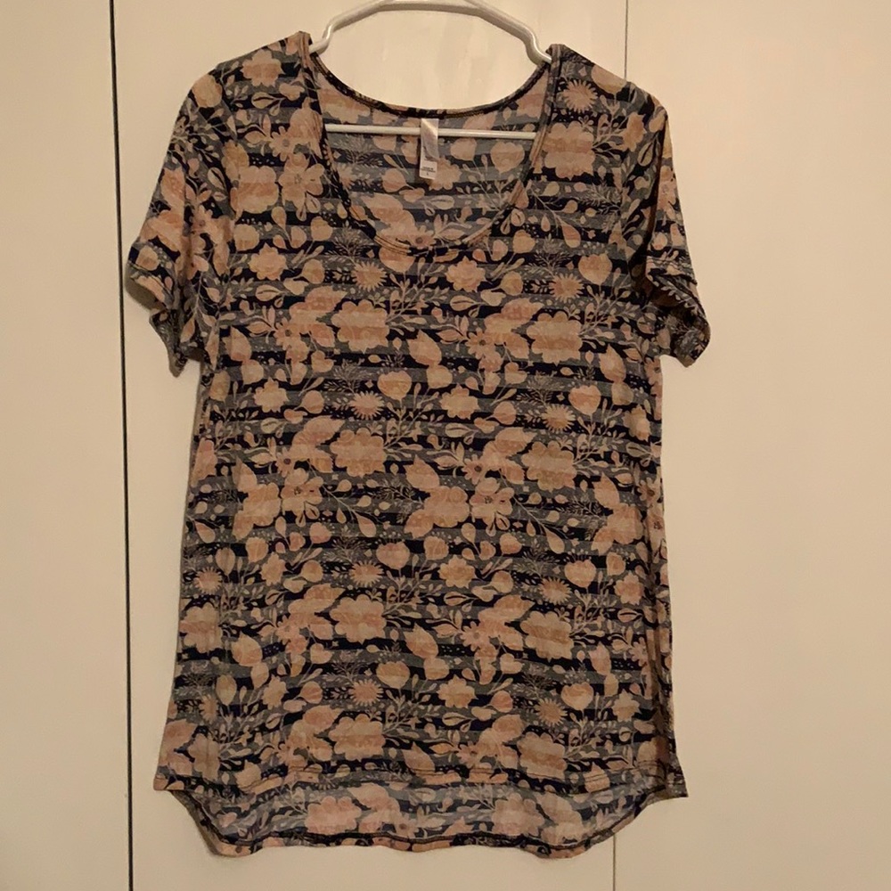 LulaRoe Classic Tee